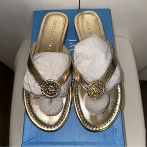 Jack Rogers Rowan Flip Flop Platinum Sandals size 8M NIB Stunning Timeless